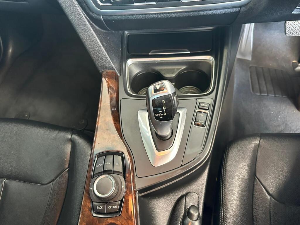 BMW 3 SERIES 320i LUXURY LINE A/T (F30)