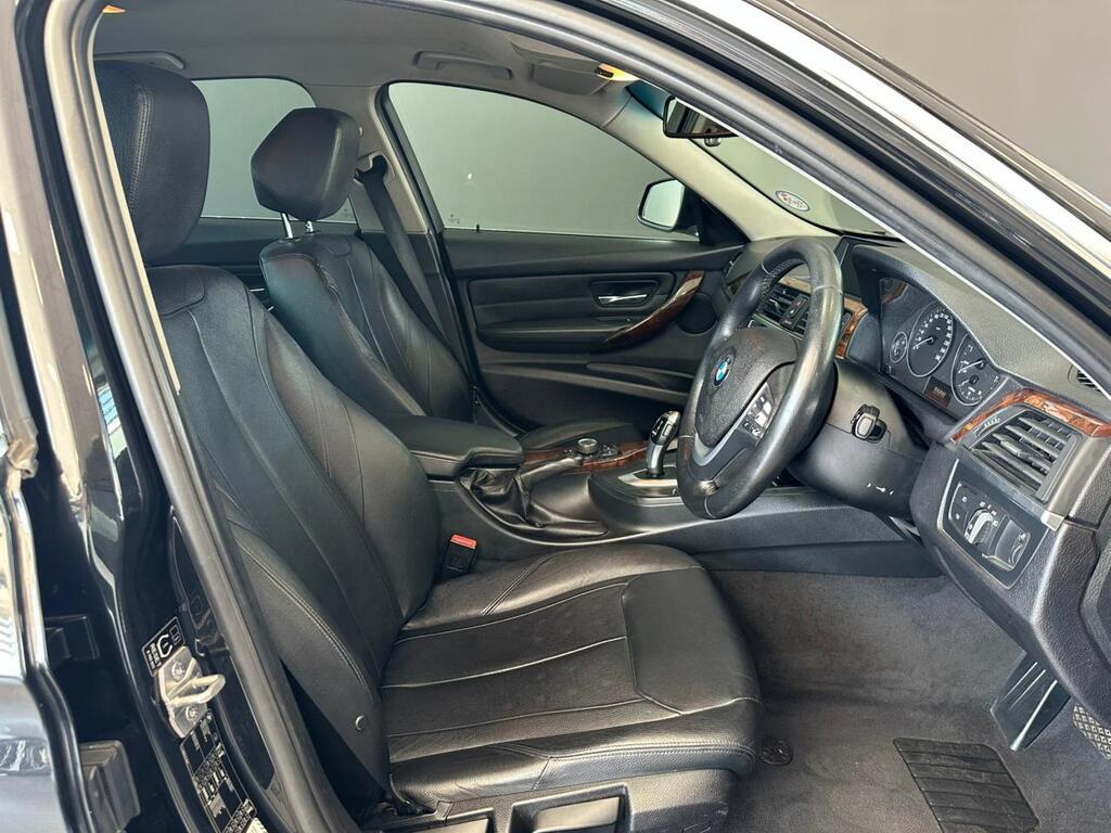 BMW 3 SERIES 320i LUXURY LINE A/T (F30)