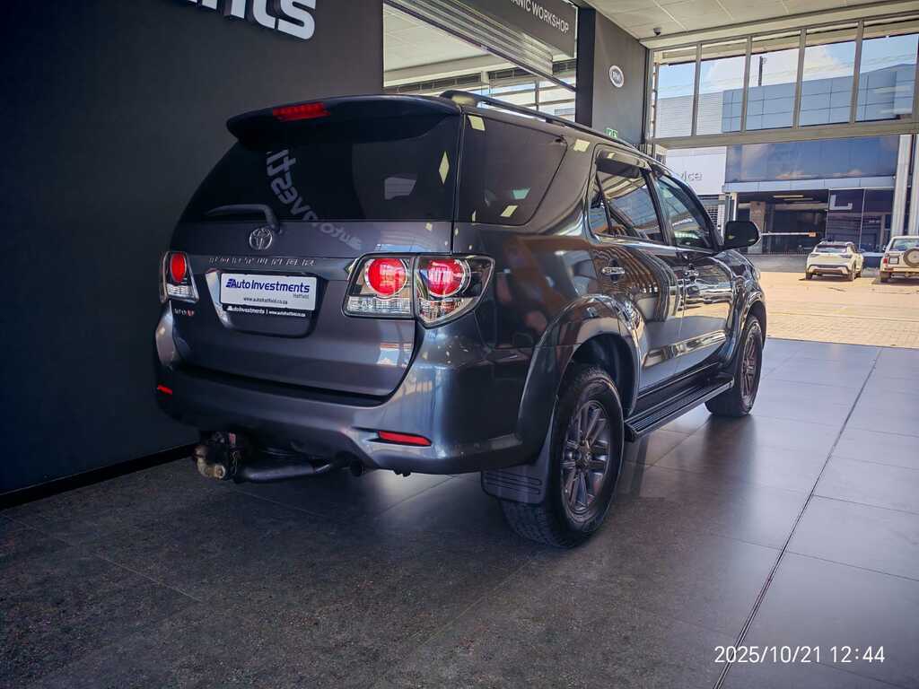 TOYOTA FORTUNER FORTUNER 3.0D-4D R/B