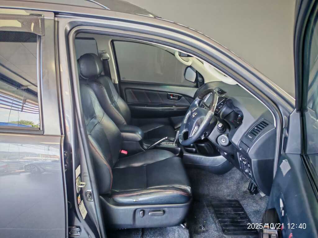 TOYOTA FORTUNER FORTUNER 3.0D-4D R/B