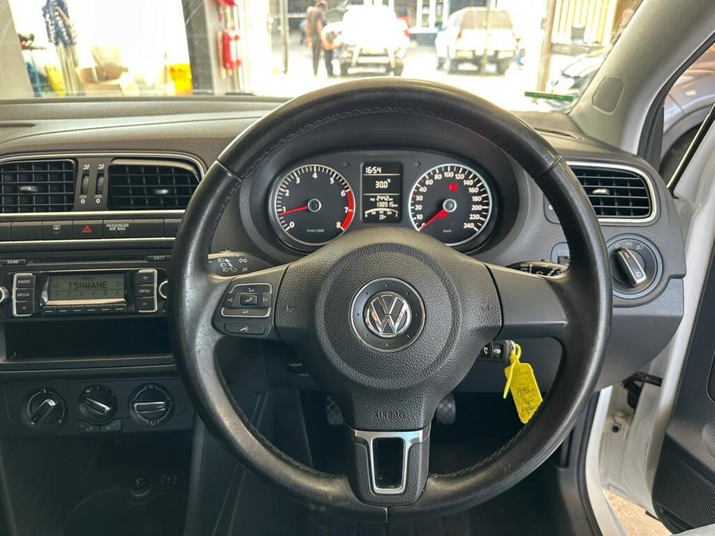 VOLKSWAGEN POLO POLO 1.4 COMFORTLINE 5DR