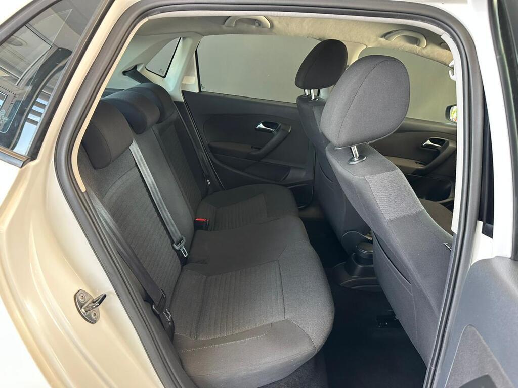 VOLKSWAGEN POLO POLO 1.4 COMFORTLINE 5DR