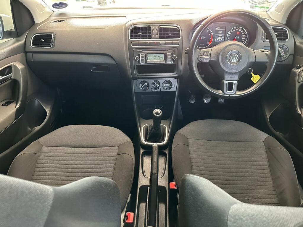 VOLKSWAGEN POLO POLO 1.4 COMFORTLINE 5DR