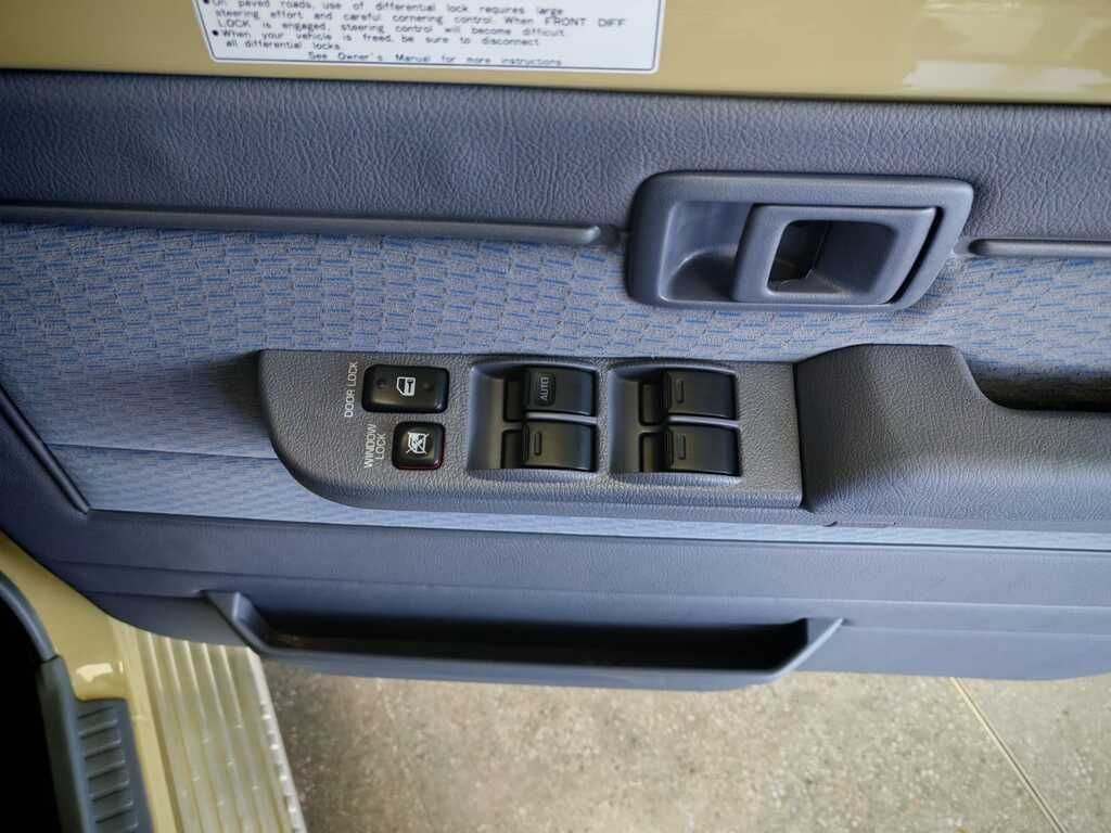 TOYOTA LAND CRUISER PICK UP LAND CRUISER 79 2.8 GD-6 P/U D/C A/T