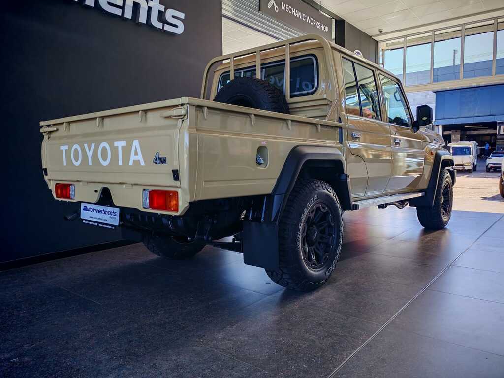 TOYOTA LAND CRUISER PICK UP LAND CRUISER 79 2.8 GD-6 P/U D/C A/T