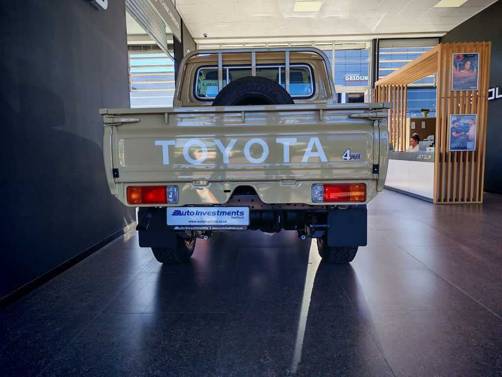 TOYOTA LAND CRUISER PICK UP LAND CRUISER 79 2.8 GD-6 P/U D/C A/T