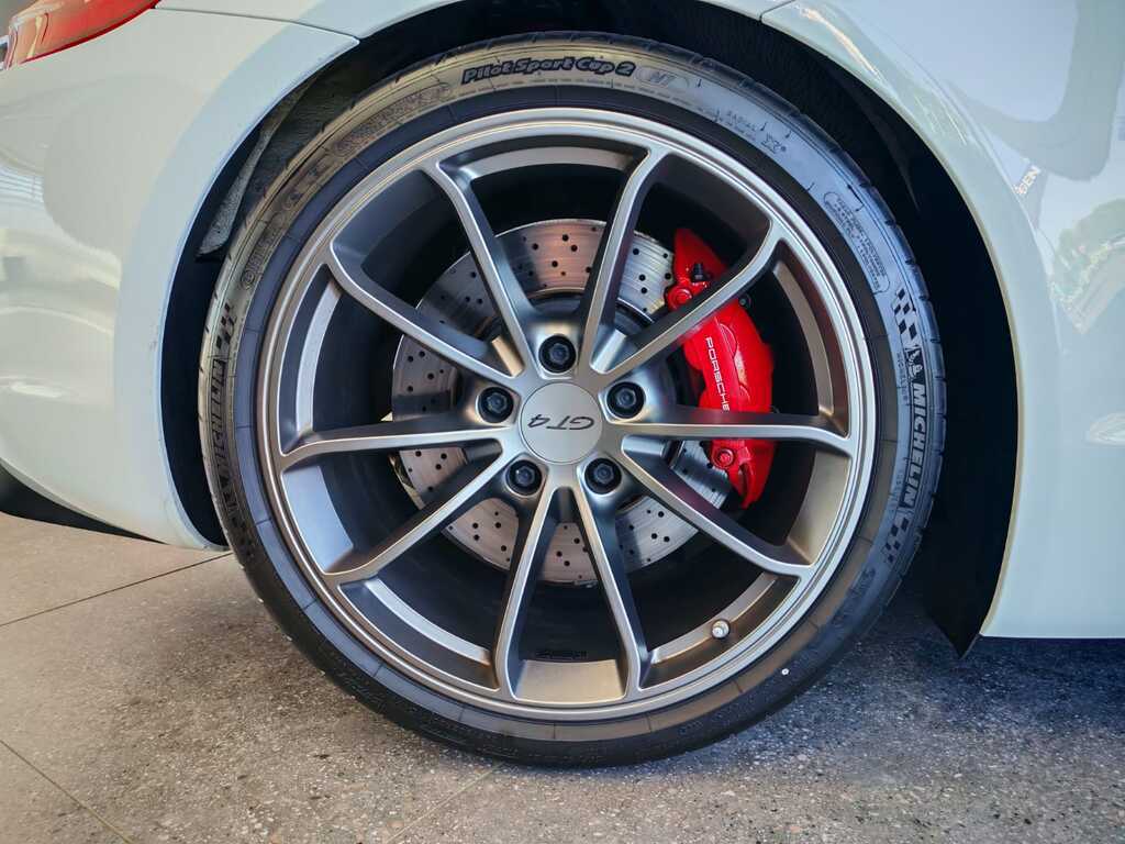 PORSCHE CAYMAN CAYMAN GT4 (981)
