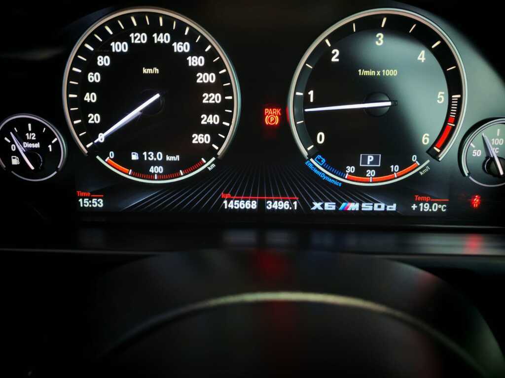 BMW X6 X6 M50d (F16) - 13
