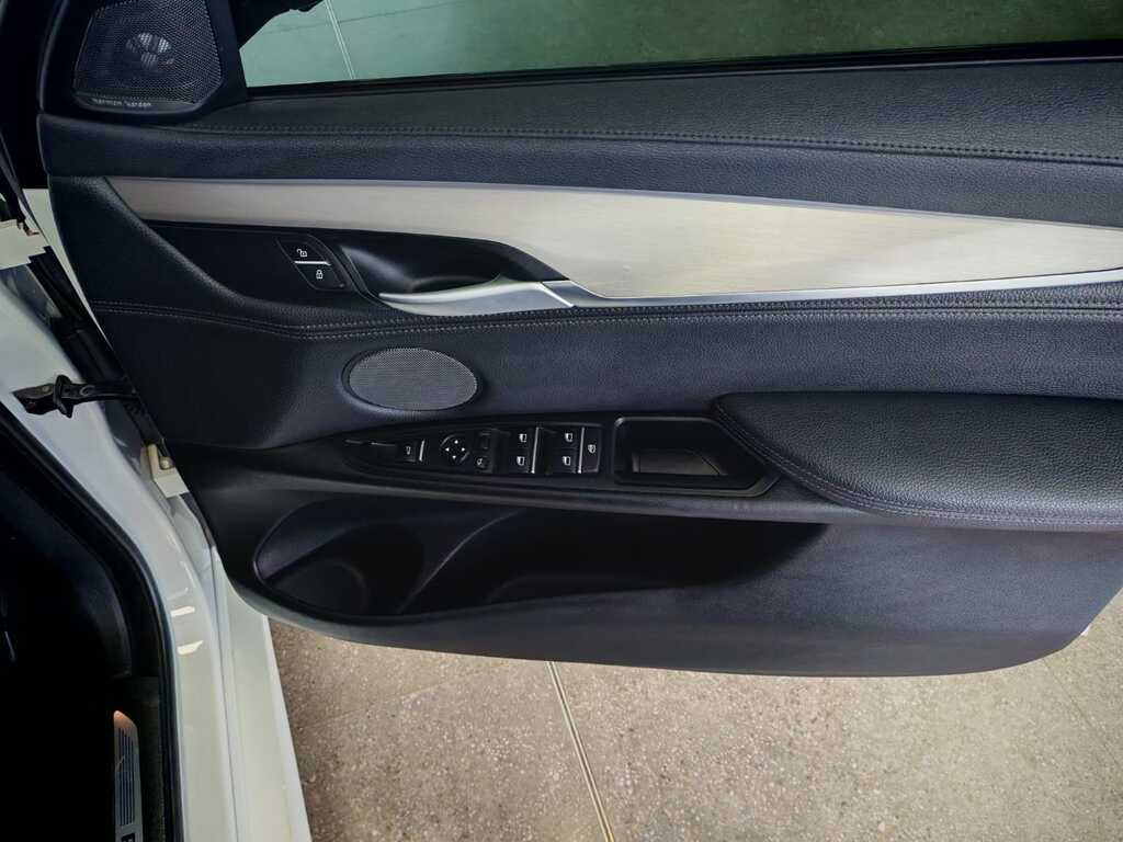 BMW X6 X6 M50d (F16) - 17