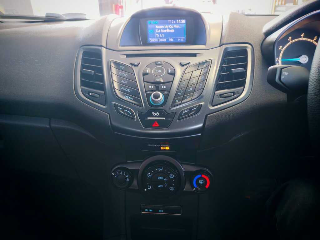 FORD FIESTA FIESTA 1.0 ECOBOOST TREND 5DR