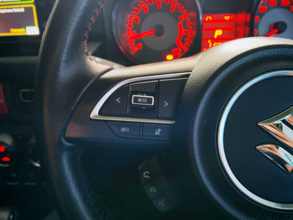 SUZUKI JIMNY JIMNY 1.5i GLX AT