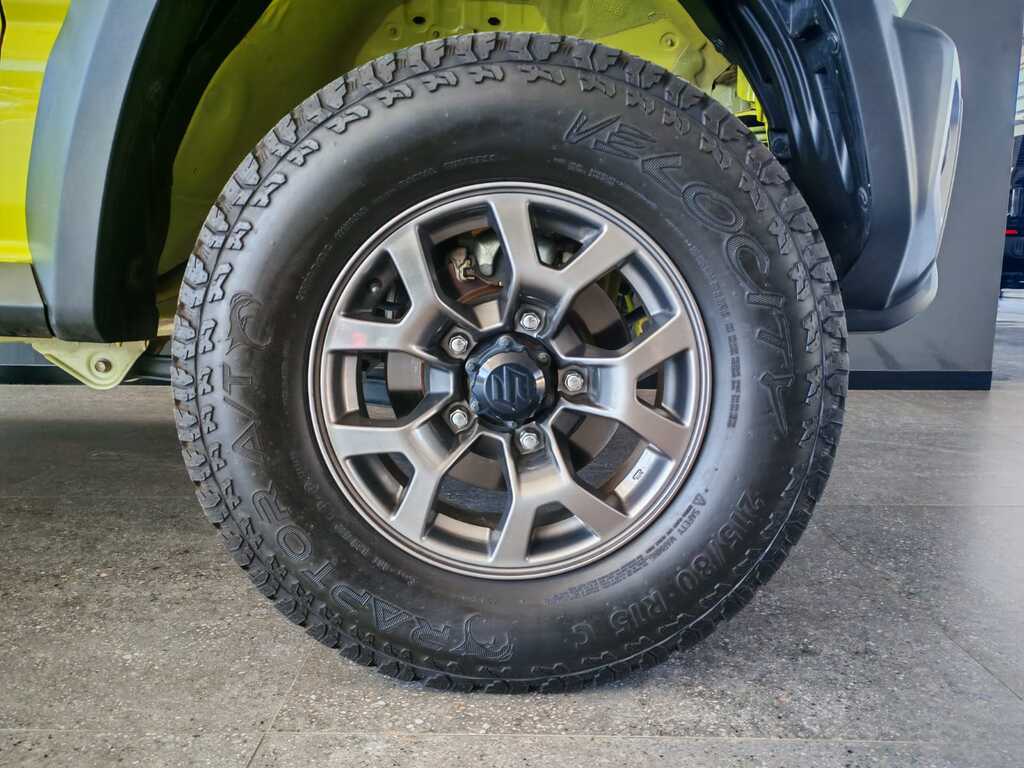 SUZUKI JIMNY JIMNY 1.5i GLX AT