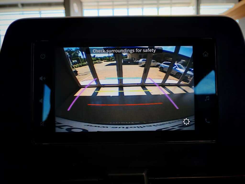 TOYOTA STARLET STARLET CROSS 1.5Xs A/T - 12