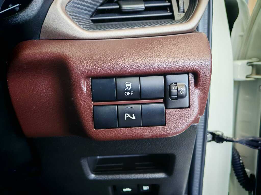 TOYOTA STARLET STARLET CROSS 1.5Xs A/T - 15