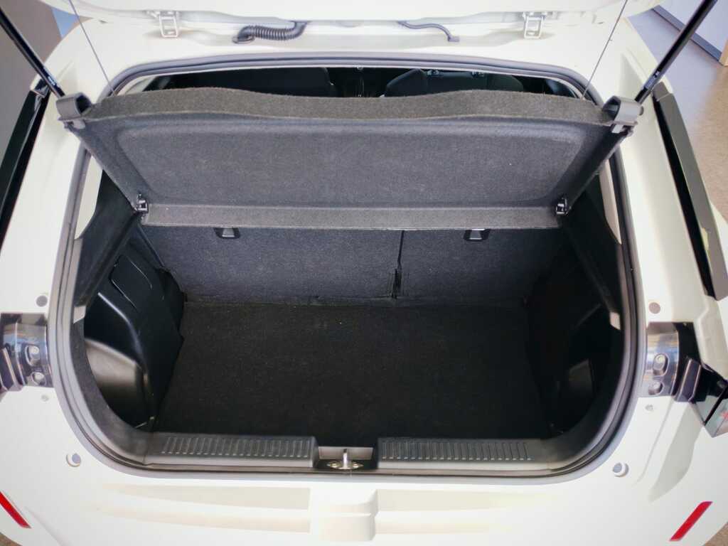 TOYOTA STARLET STARLET CROSS 1.5Xs A/T - 6