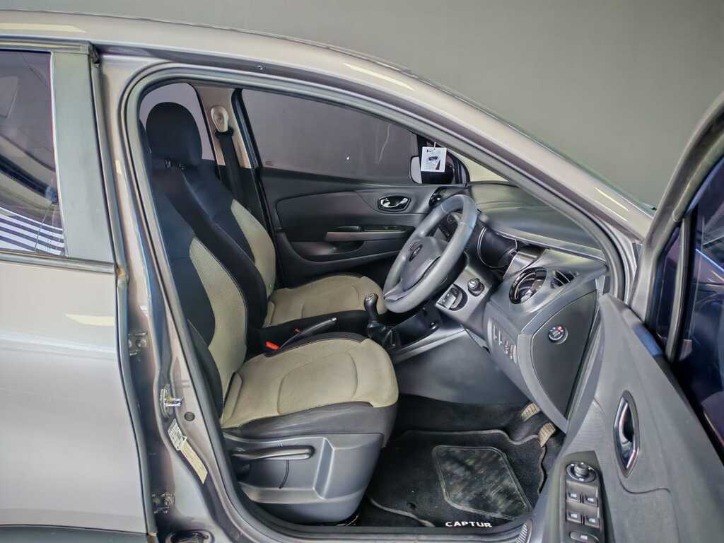 RENAULT CAPTUR CAPTUR 900T EXPRESSION 5DR (66KW)
