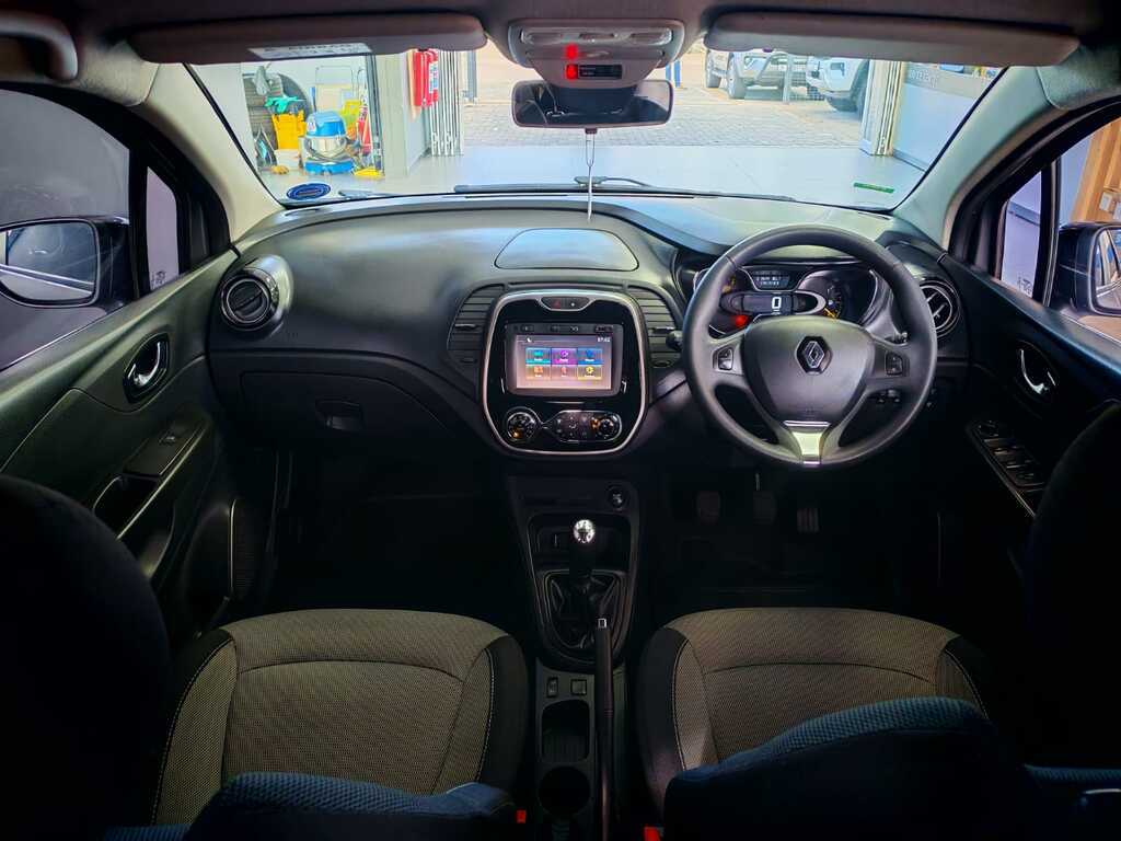 RENAULT CAPTUR CAPTUR 900T EXPRESSION 5DR (66KW)