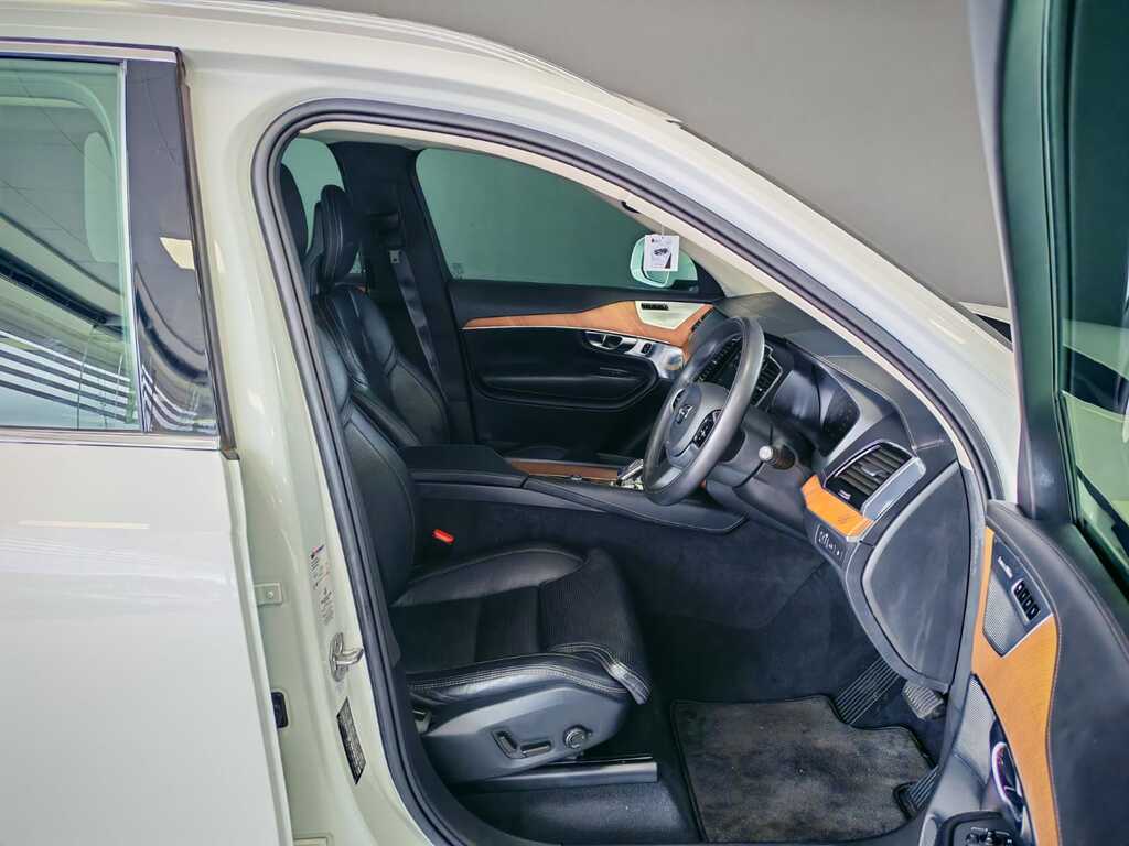 VOLVO XC90 XC90 T8 R-DESIGN/PLUS DARK AWD (PHEV)