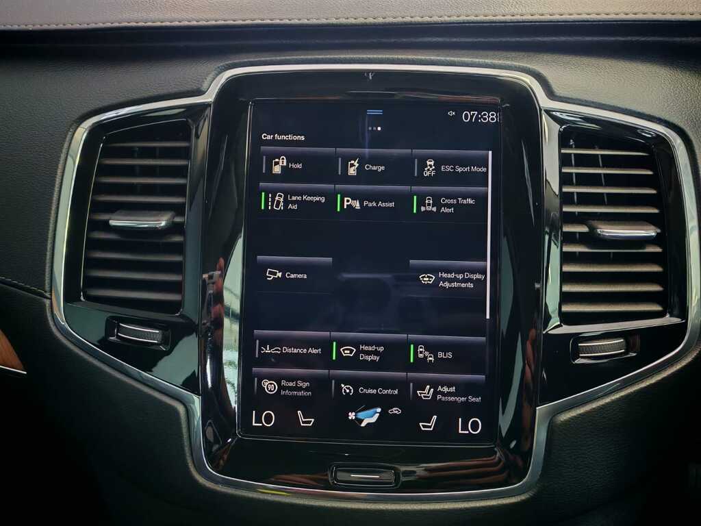 VOLVO XC90 XC90 T8 R-DESIGN/PLUS DARK AWD (PHEV)