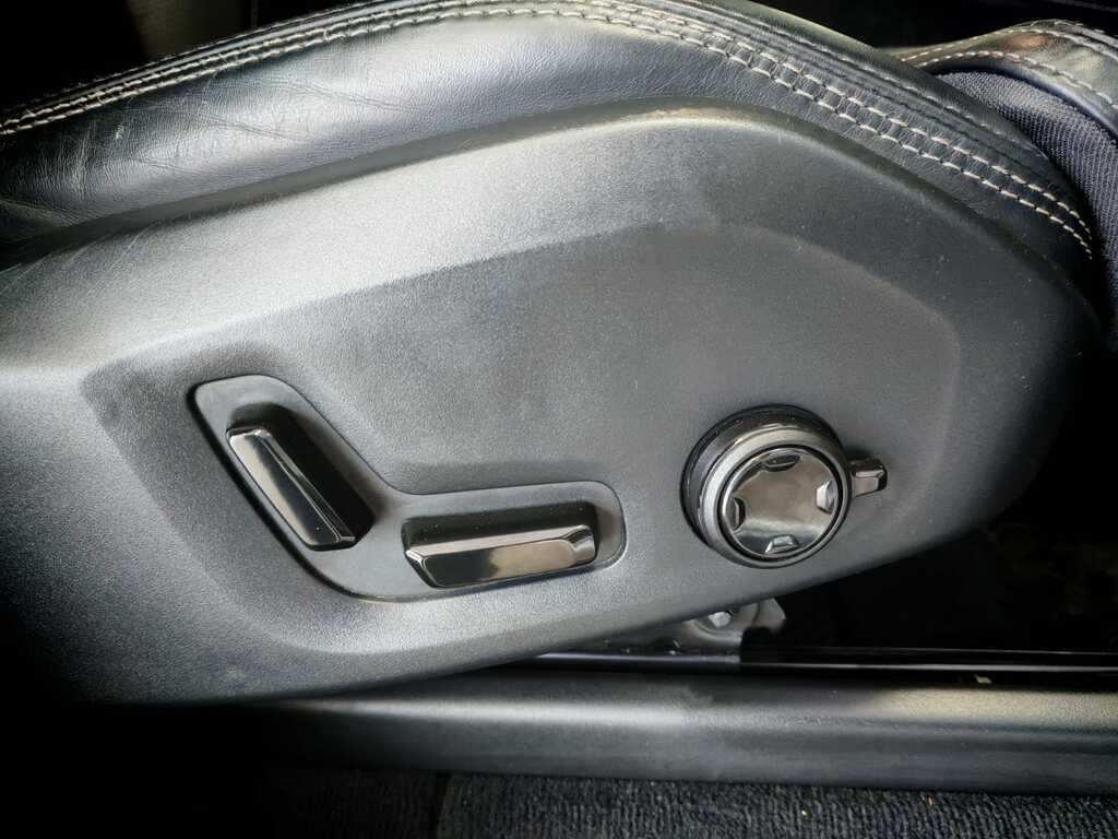 VOLVO XC90 XC90 T8 R-DESIGN/PLUS DARK AWD (PHEV)