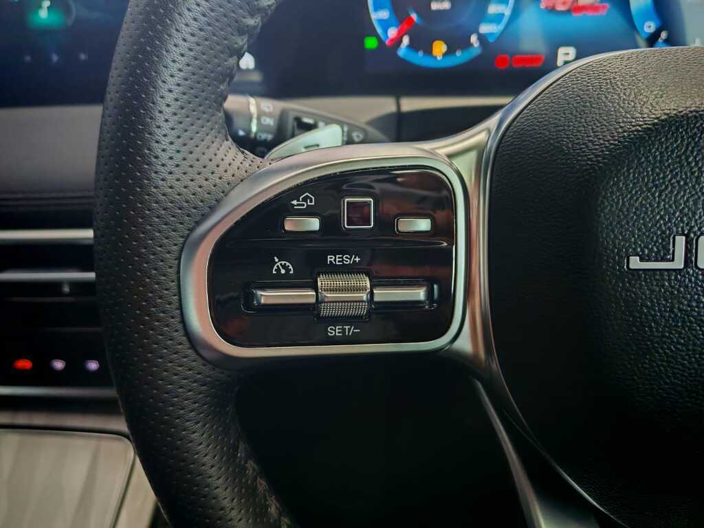 JETOUR X70 X70 PLUS 1.5T MOMENTUM