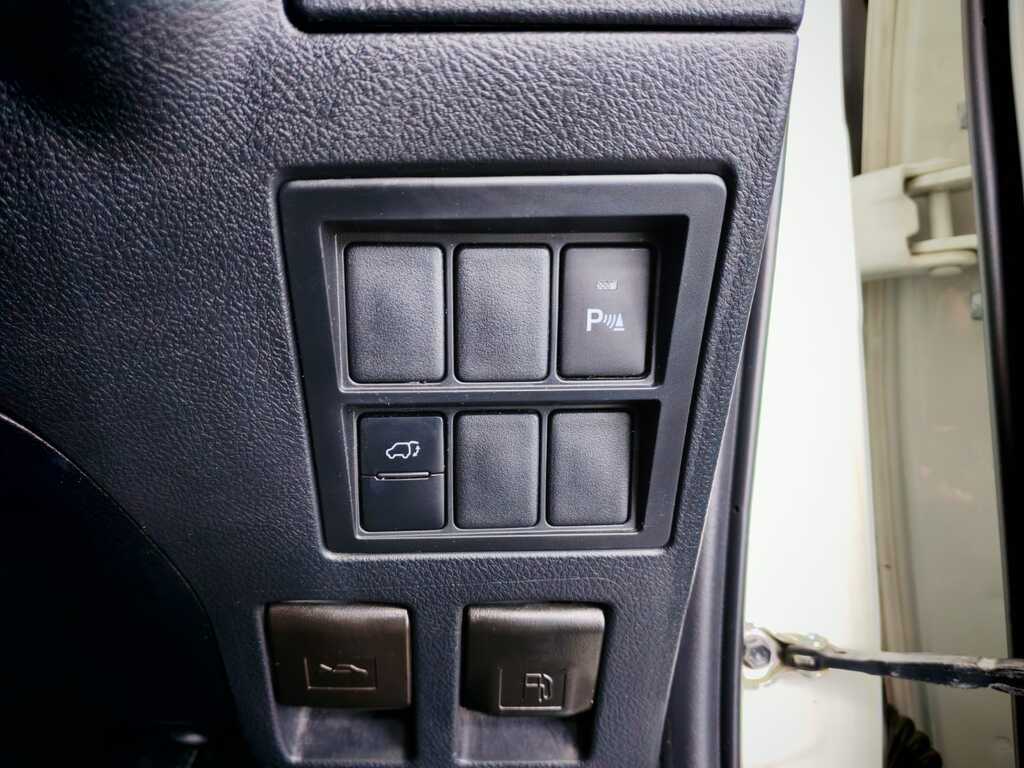 TOYOTA FORTUNER FORTUNER 2.8GD-6 R/B A/T