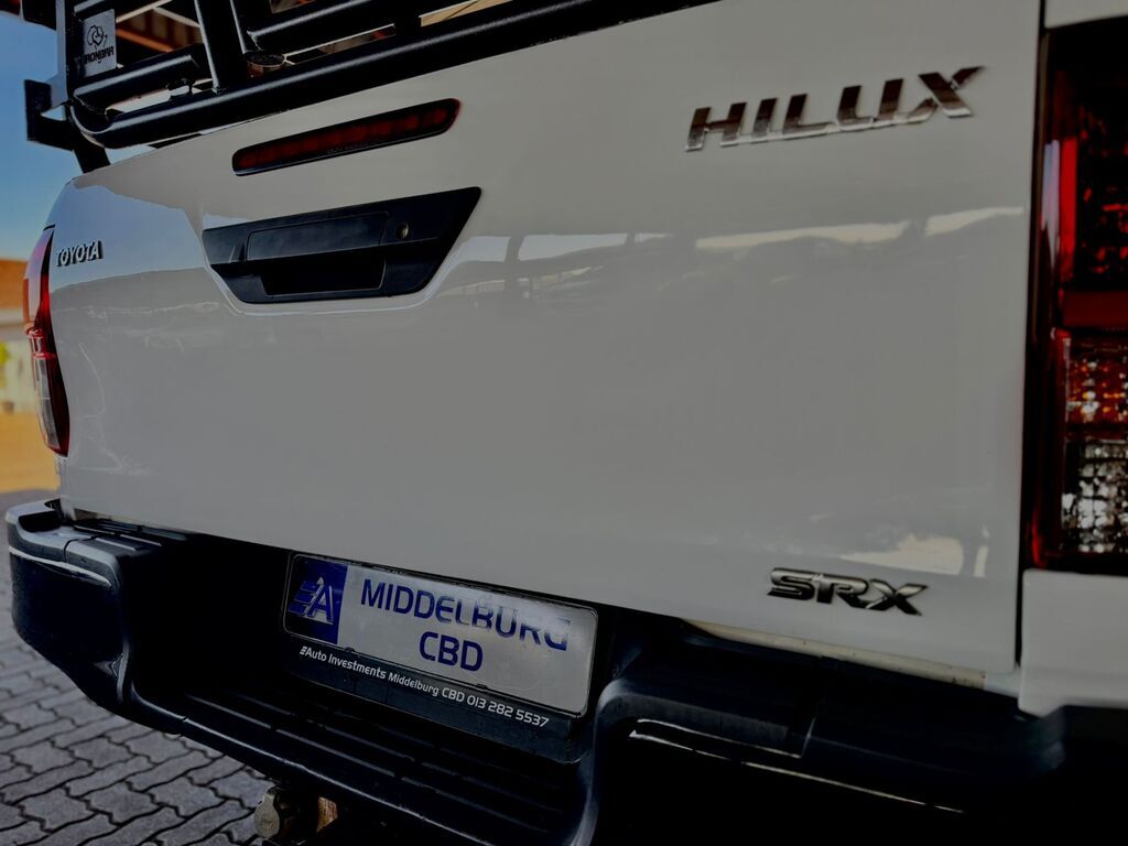 TOYOTA HILUX HILUX 2.4 GD-6 RB SRX A/T P/U E/CAB