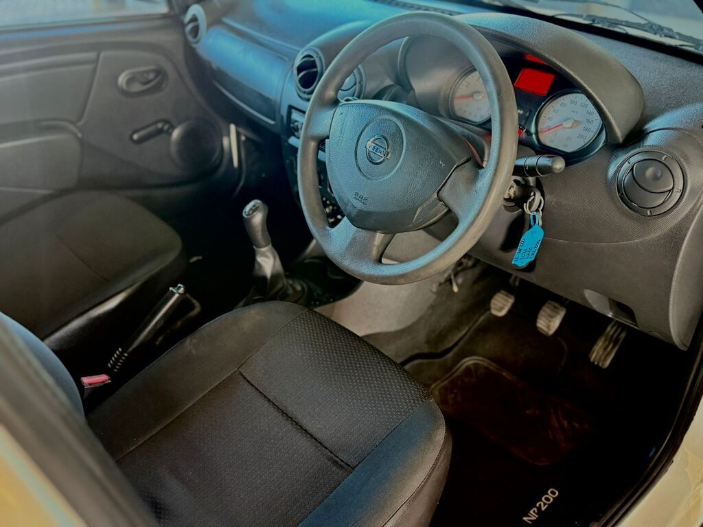 NISSAN NP200 NP200 1.6  A/C SAFETY PACK P/U S/C