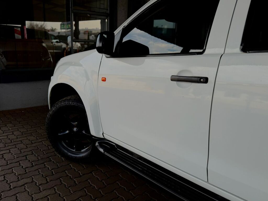 ISUZU D-MAX D-MAX 250 HO HI-RIDER D/C P/U