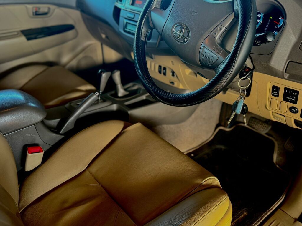TOYOTA FORTUNER FORTUNER 3.0D-4D 4X4 A/T