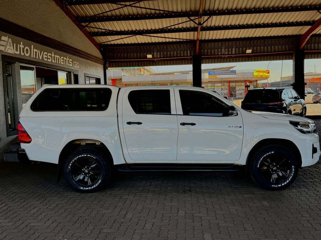 TOYOTA HILUX HILUX 2.4 GD-6 SRX 4X4 A/T P/U D/C