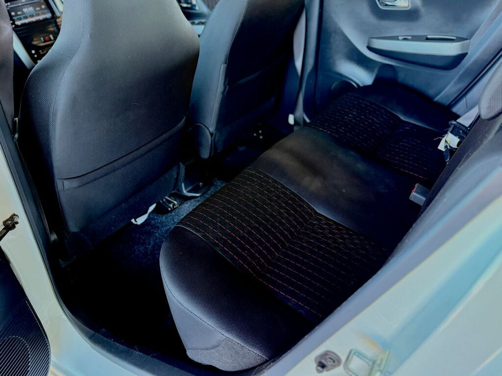 TOYOTA AGYA AGYA 1.0 A/T