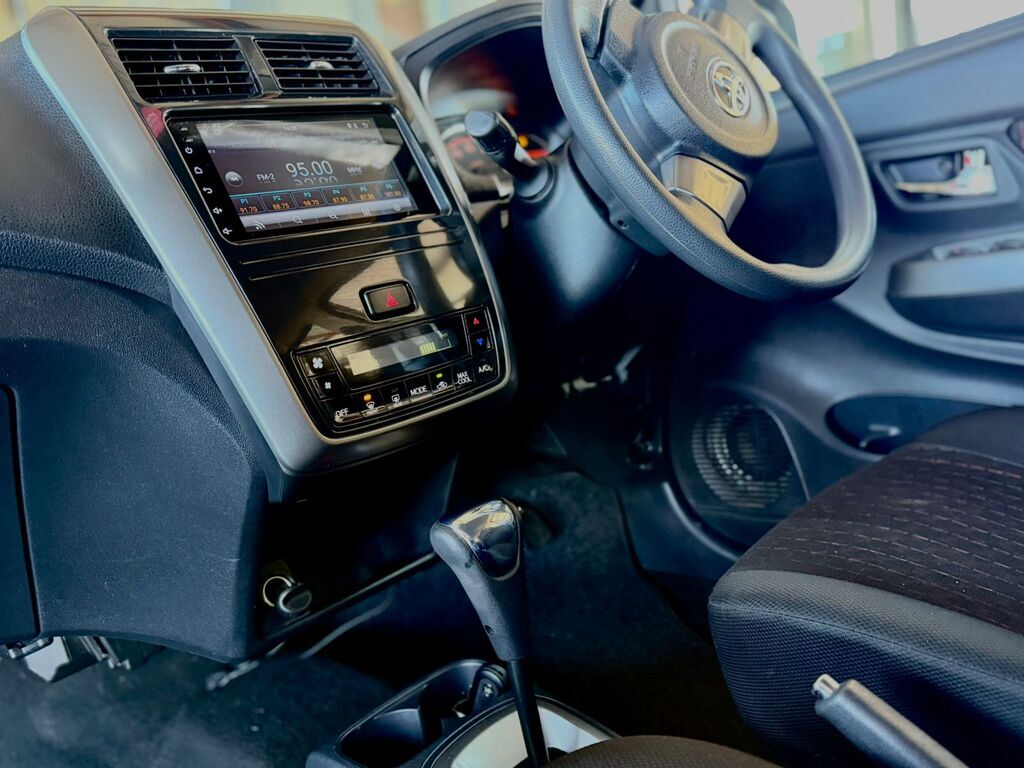 TOYOTA AGYA AGYA 1.0 A/T