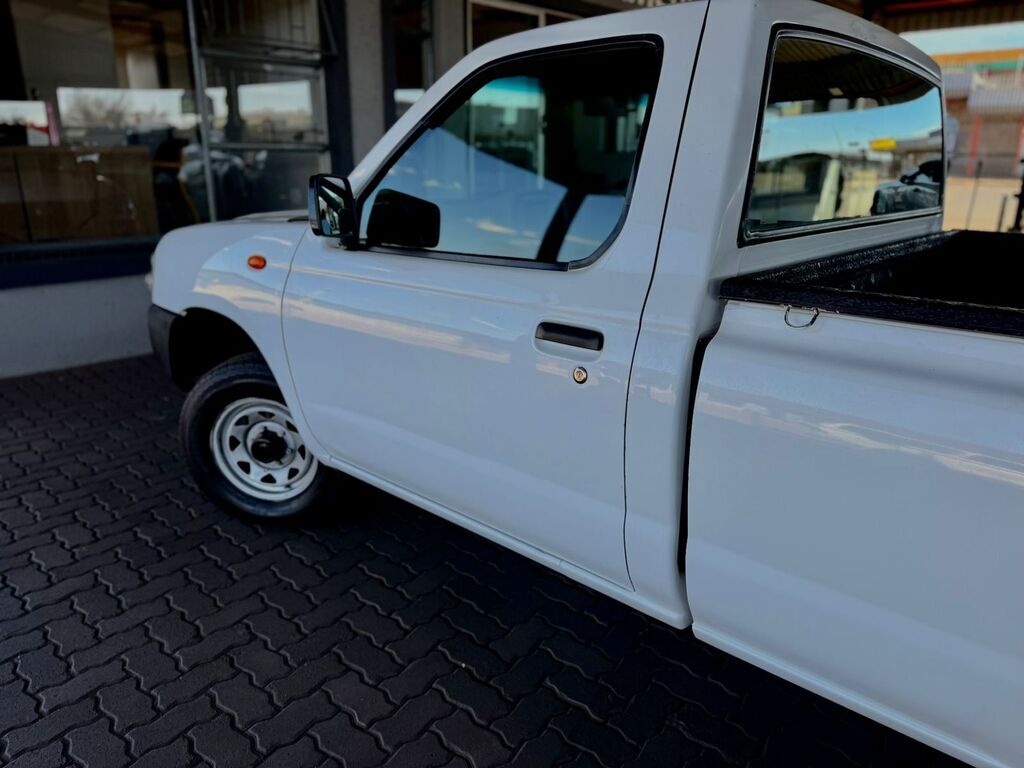 NISSAN HARDBODY HARDBODY NP300 2.0i LWB P/U S/C