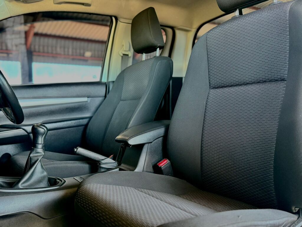 TOYOTA HILUX HILUX 2.4 GD-6 RB RAIDER P/U E/CAB
