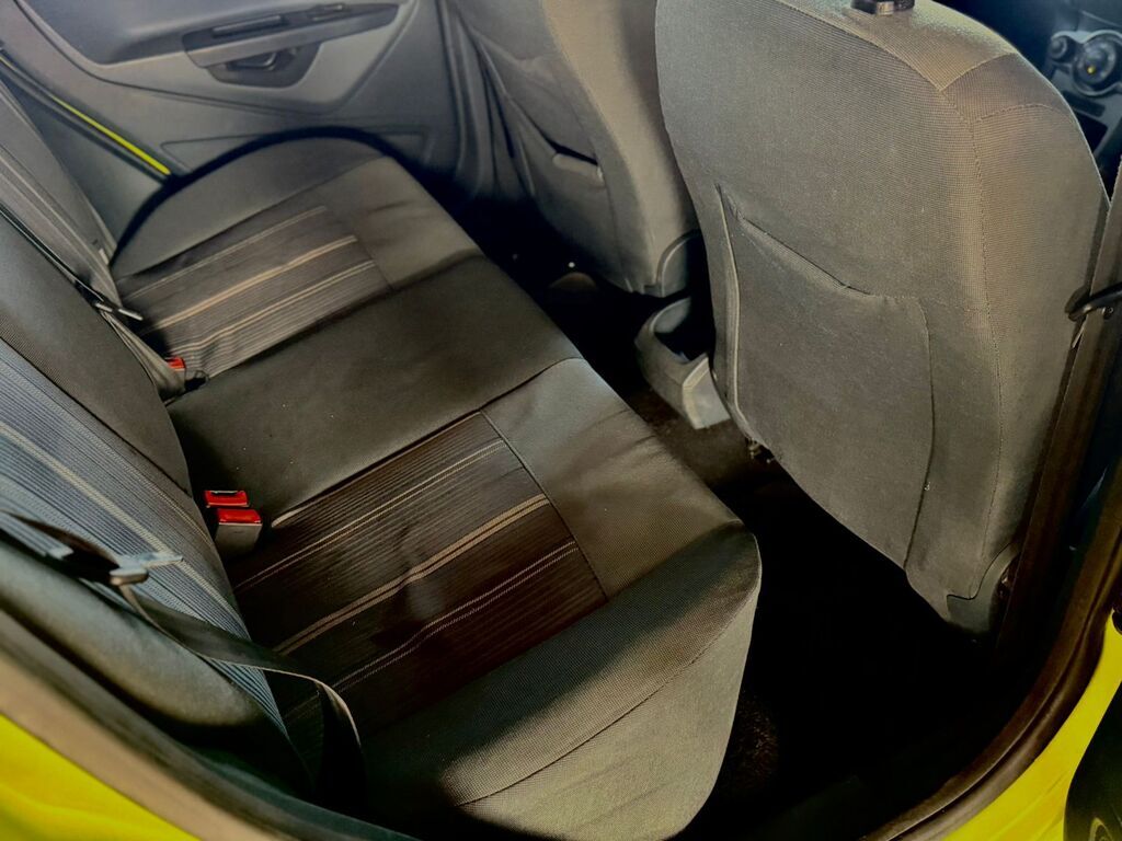 FORD FIESTA FIESTA 1.4i AMBIENTE 5Dr - 16
