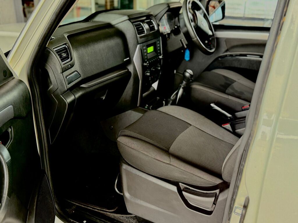 MAHINDRA SCORPIO PIK UP 2.2 mHAWK S6 REFRESH P/U S/C