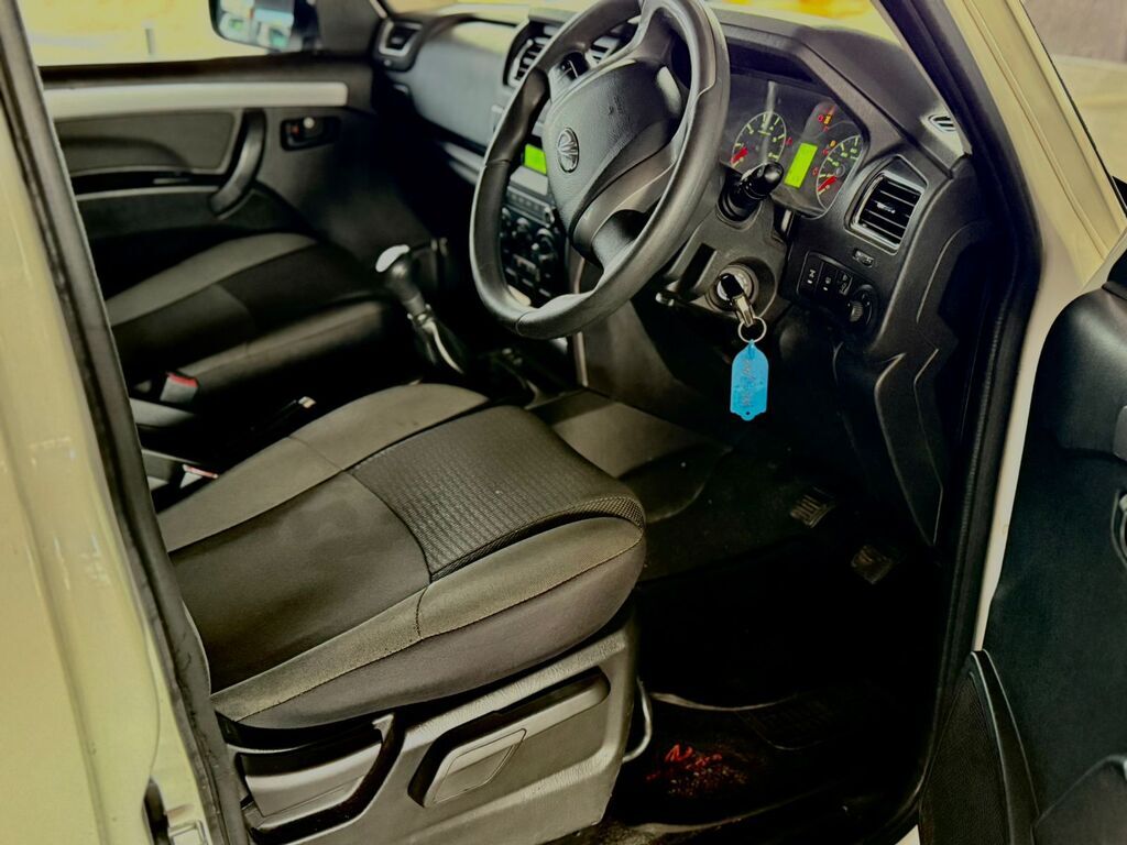 MAHINDRA SCORPIO PIK UP 2.2 mHAWK S6 REFRESH P/U S/C