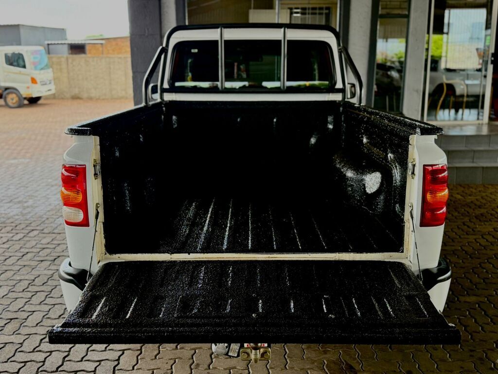 MAHINDRA SCORPIO PIK UP 2.2 mHAWK S6 REFRESH P/U S/C