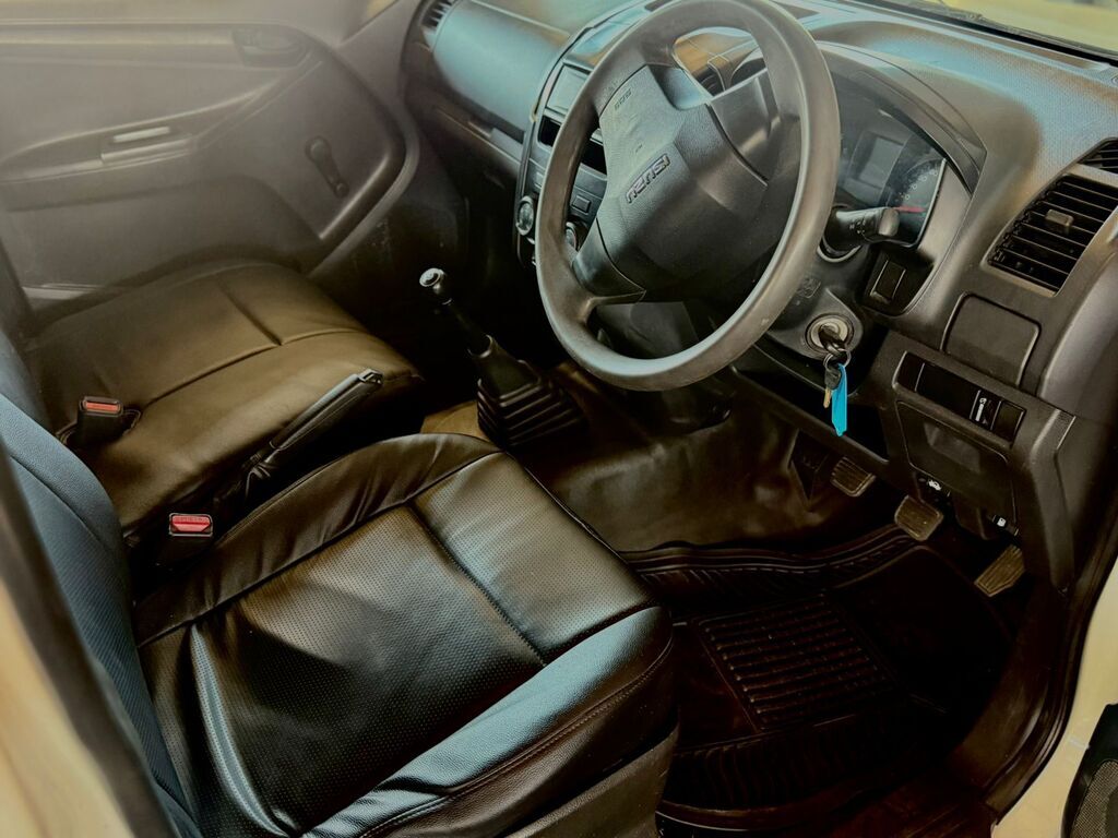 ISUZU D-MAX D-MAX 250 HO FLEETSIDE S/C P/U