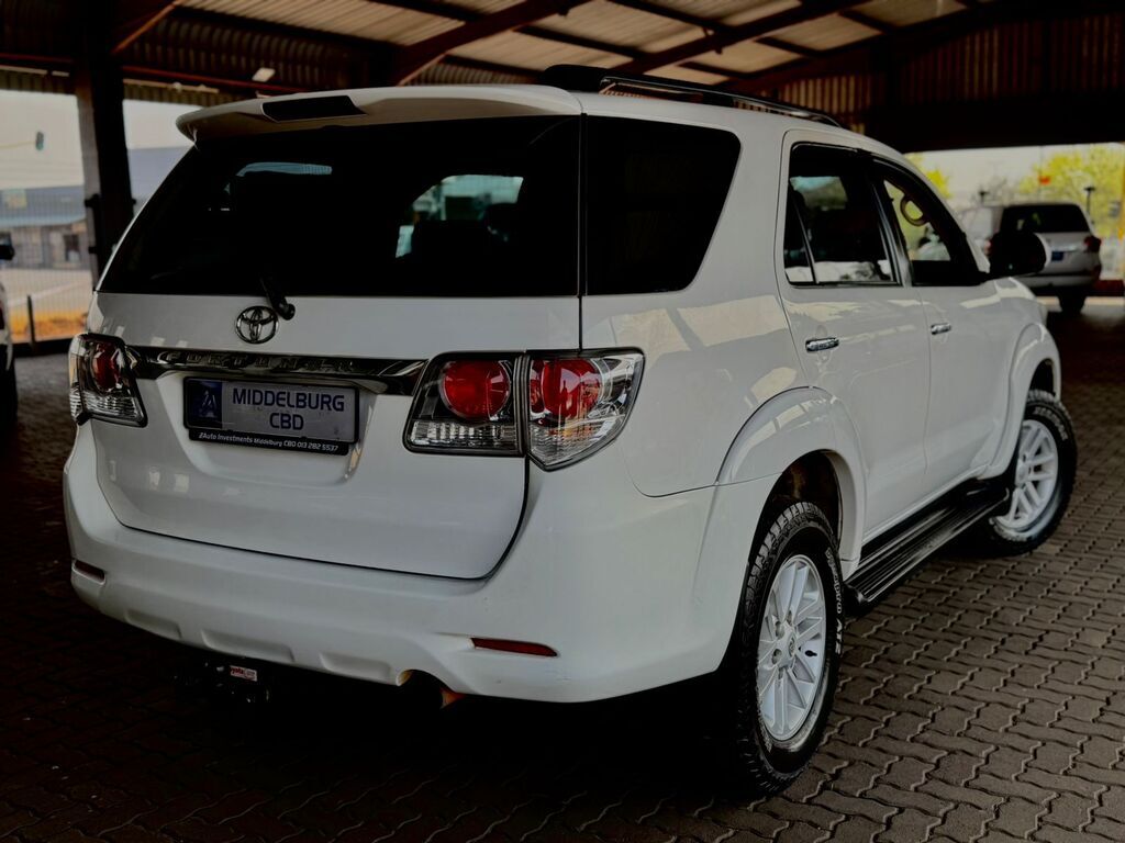 TOYOTA FORTUNER FORTUNER 2.5D-4D RB - 2