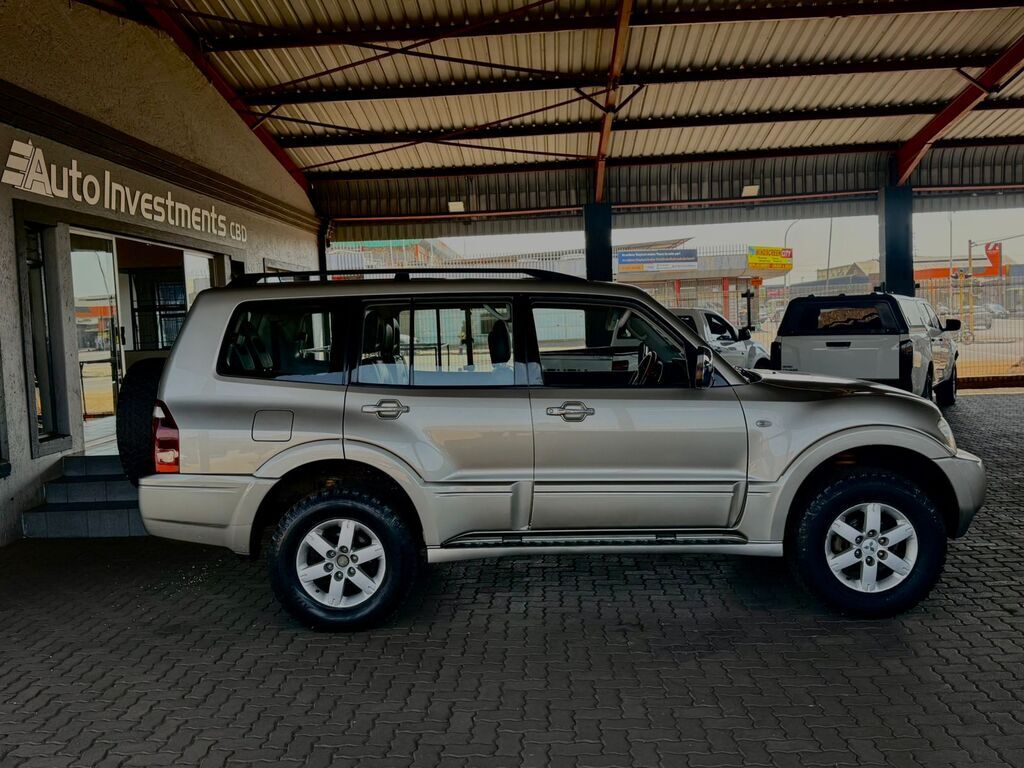 MITSUBISHI PAJERO PAJERO 3200 DI-D GLS A/T - 3