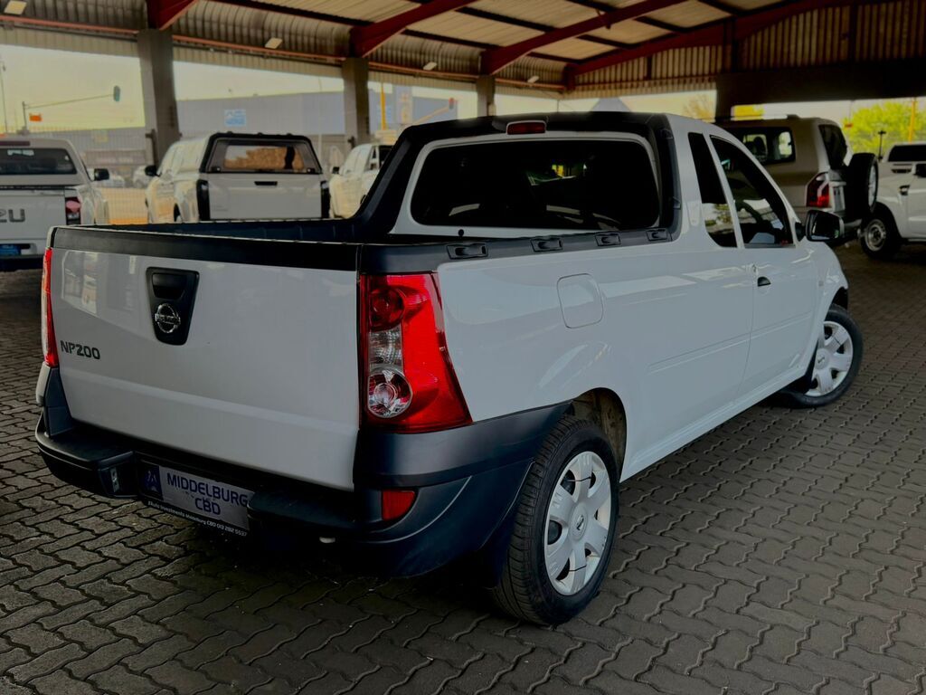 NISSAN NP200 NP200 1.6  A/C SAFETY PACK P/U S/C