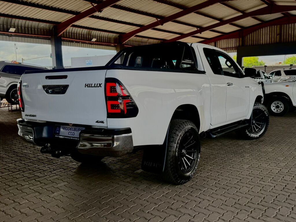 TOYOTA HILUX HILUX 2.8 GD-6 RB RAIDER 4X4 A/T P/U E/CAB