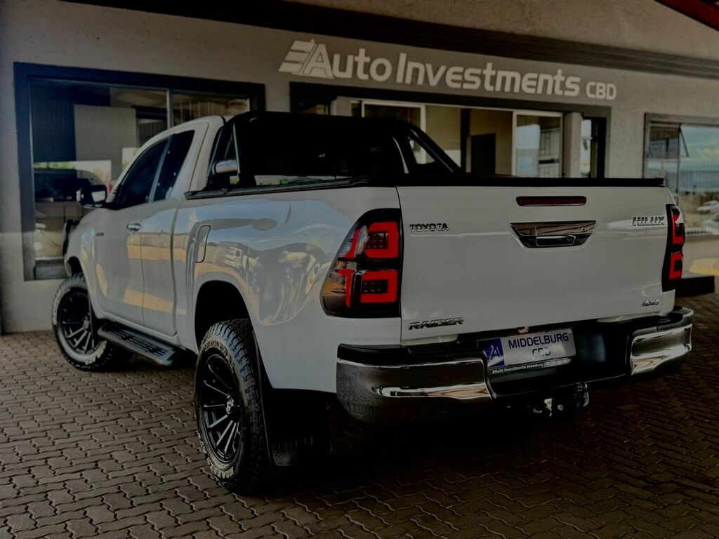 TOYOTA HILUX HILUX 2.8 GD-6 RB RAIDER 4X4 A/T P/U E/CAB