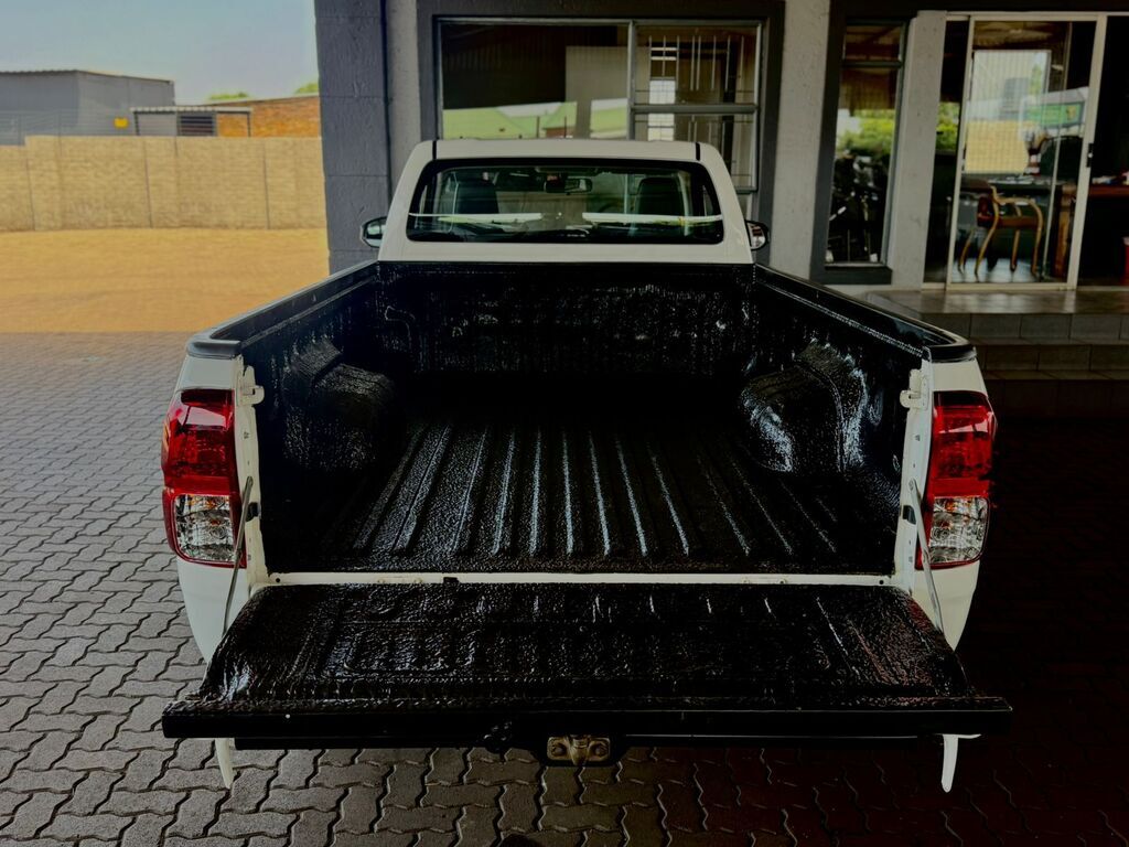 TOYOTA HILUX HILUX 2.4 GD S A/C P/U S/C