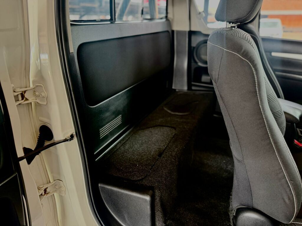 TOYOTA HILUX HILUX 2.4 GD-6 RB RAIDER P/U E/CAB