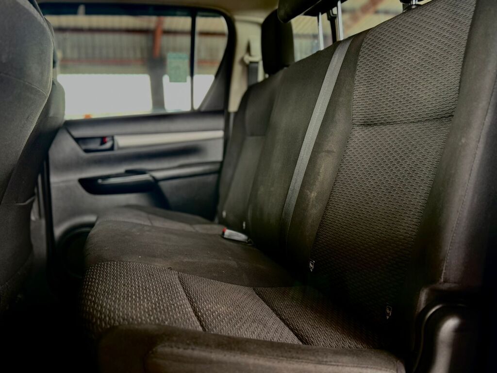 TOYOTA HILUX HILUX 2.4 GD-6 SRX 4X4 P/U D/C - 13