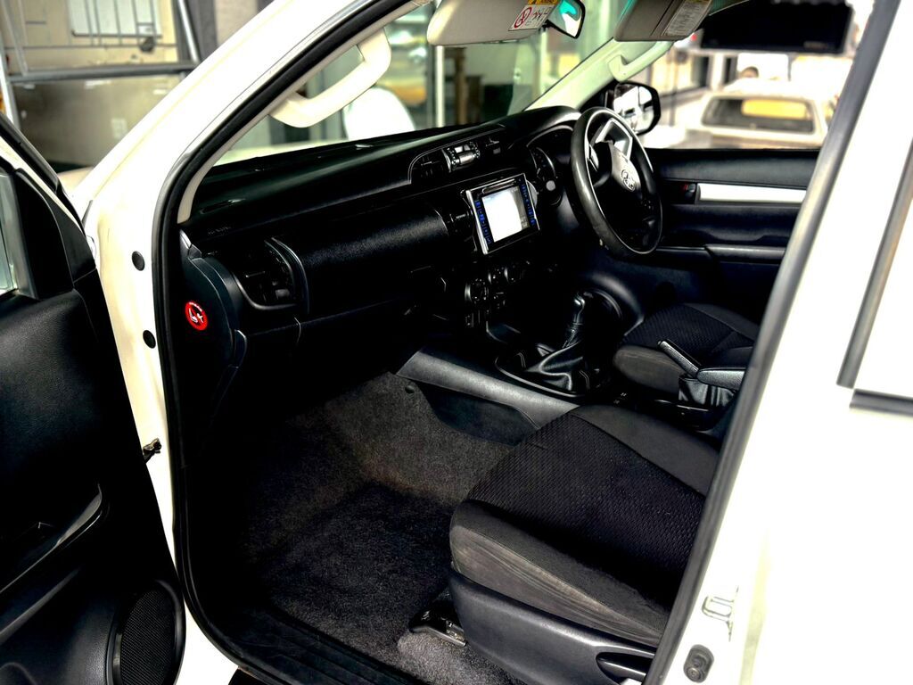 TOYOTA HILUX HILUX 2.4 GD-6 SRX 4X4 P/U D/C - 17