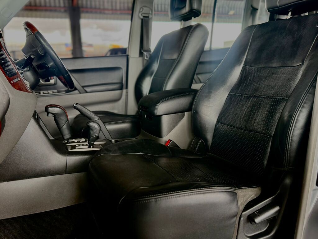 MITSUBISHI PAJERO PAJERO 3200 DI-D GLS A/T